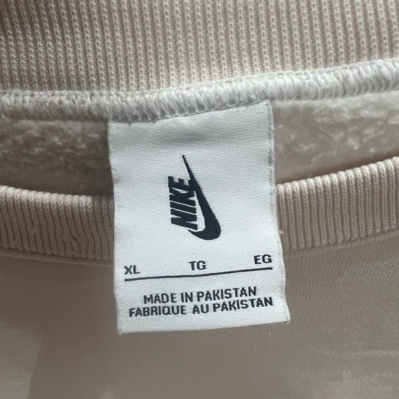 NIKE CREAM SWEATER SIZE XL - Picture 3 of 5